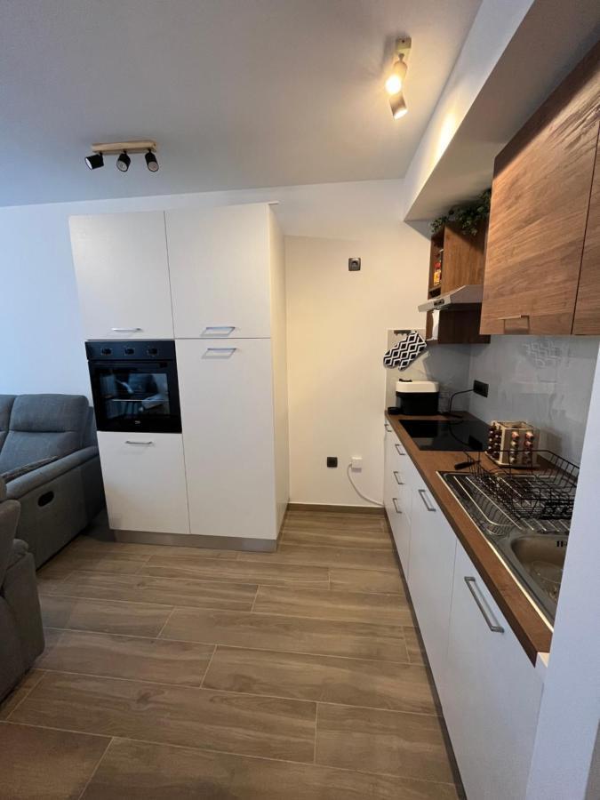 Apartman Oliva 扎达尔 外观 照片