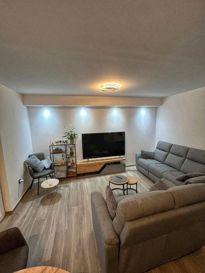 Apartman Oliva 扎达尔 外观 照片